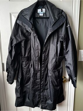 Columbia Omni Tech Rain Jacket Women's XL Black Hooded Waterproof Trench Coat
